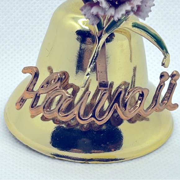 Vintage Hawaii Souvenir Bell - Picture 6 of 8
